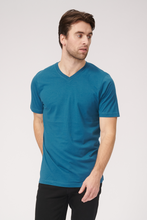 Load image into Gallery viewer, Basic Vneck t-shirt - Petroleum Blue - TeeShoppen - Blue 3
