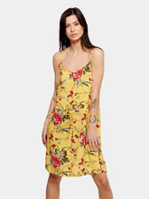 Load image into Gallery viewer, Flora dress - Banana Cream - Vero Moda - White
