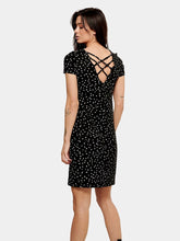 Load image into Gallery viewer, Loose dress with back details - Black triangle square - ONLY - Black 3
