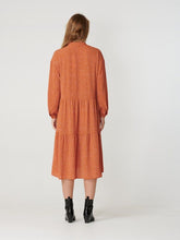 Load image into Gallery viewer, Sara long-sleeved dress - Rosa - Amis de Copenhague - Orange 3
