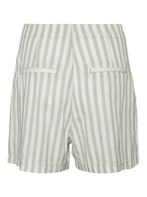 Load image into Gallery viewer, Mia Loose Summer Shorts - Desert Sage - Vero Moda - Green 3
