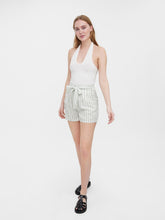 Load image into Gallery viewer, Mia Loose Summer Shorts - Desert Sage - Vero Moda - Green 4
