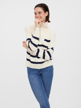 Afbeelding in Gallery-weergave laden, Saba Stripe Half-zip Blouse - Birch/Navy Blazer - Vero Moda - Khaki
