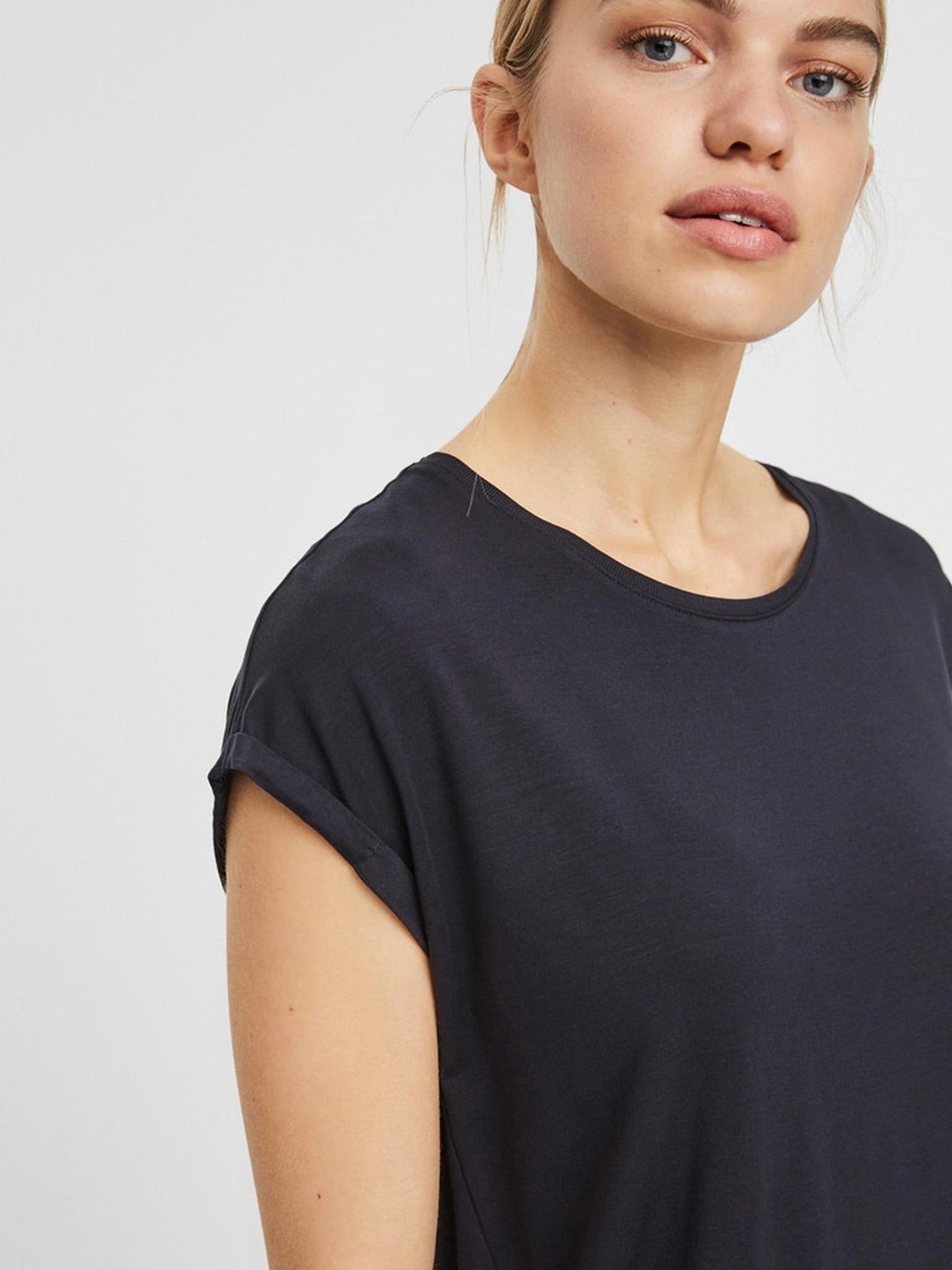 Basic Soft T-shirt - Night Sky - Vero Moda - Blue 2