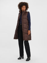 Carregar imagem no visualizador da galeria, Uppsala Waistcoat - Coffee Bean - Vero Moda - Brown
