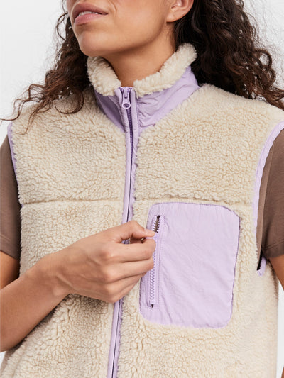 Cille Short Teddy Vest - Lavender - Vero Moda - Khaki 2