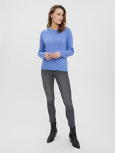 Carregar imagem no visualizador da galeria, Soft Duffy Knit - Dazzling - Vero Moda - Blue 3
