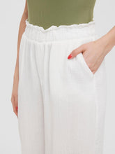 Load image into Gallery viewer, Natali Pants - Snow White - Vero Moda - White 2
