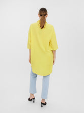 Carregar imagem no visualizador da galeria, Natali 3/4 overshirt - Yarrow - Vero Moda - Yellow 4
