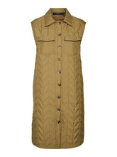 Load image into Gallery viewer, Magda Lang Quilted Vest - Lizard - Vero Moda - Green 2
