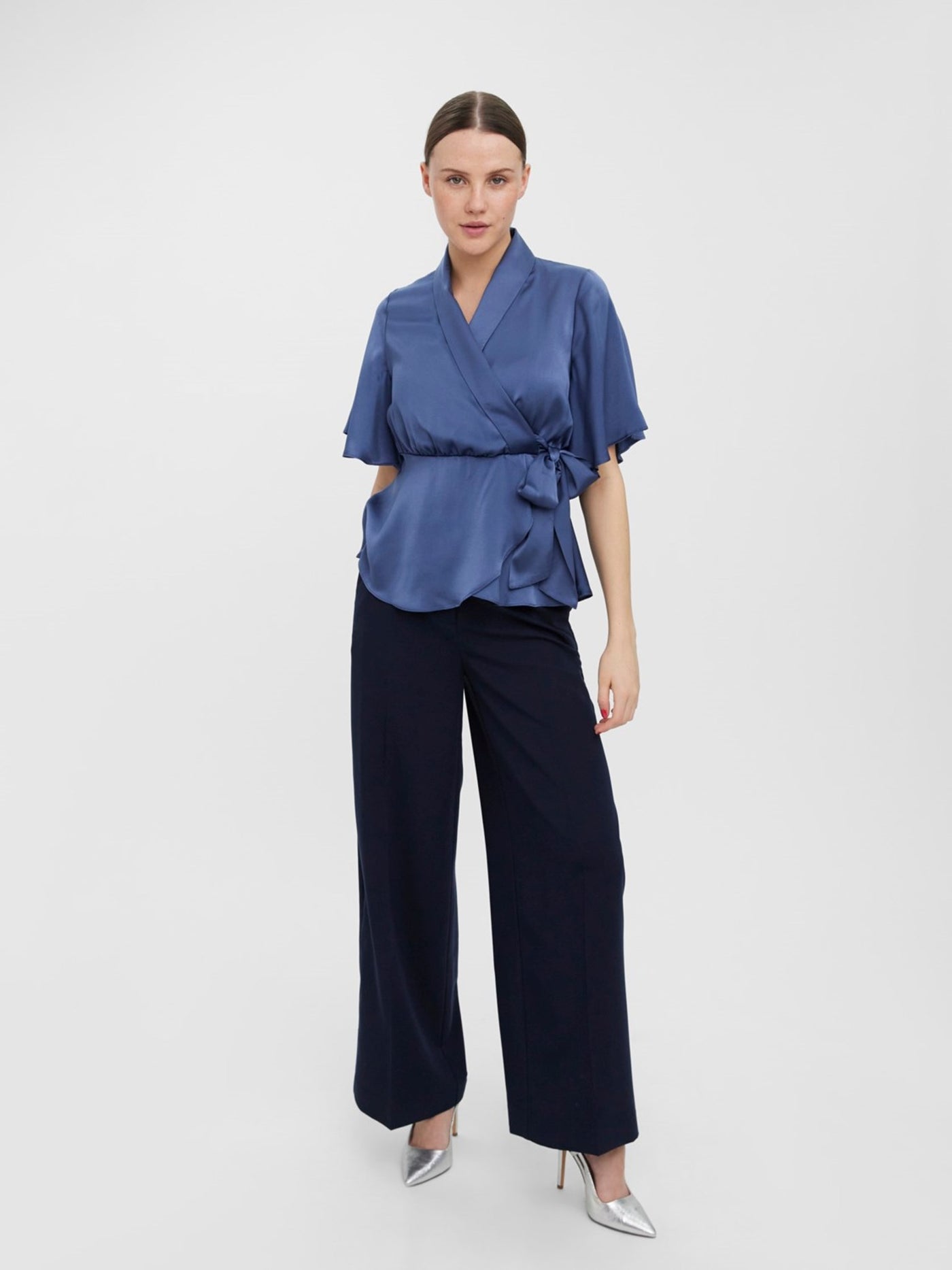 Amalia Wrap Top - Vintage Indigo - Vero Moda - Blue 3